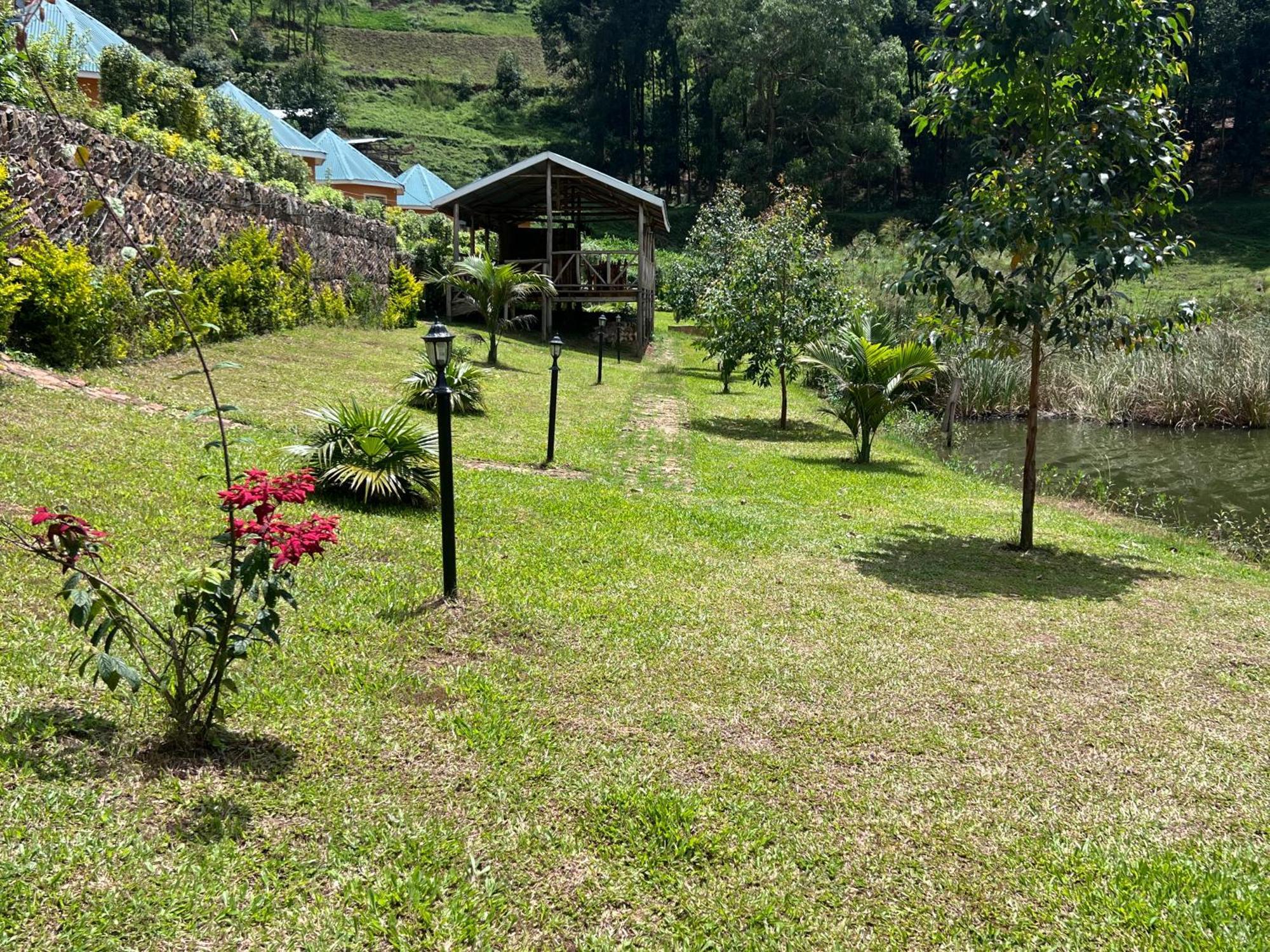 Lodge Antique Kabale